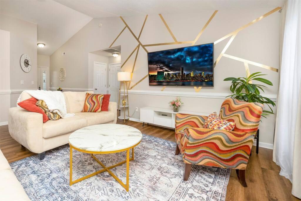 Queen City Family-Friendly Entire House, Charlotte Extérieur photo