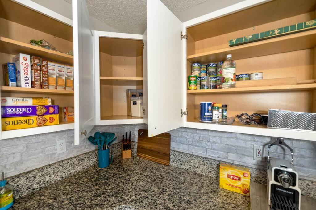 Queen City Family-Friendly Entire House, Charlotte Extérieur photo